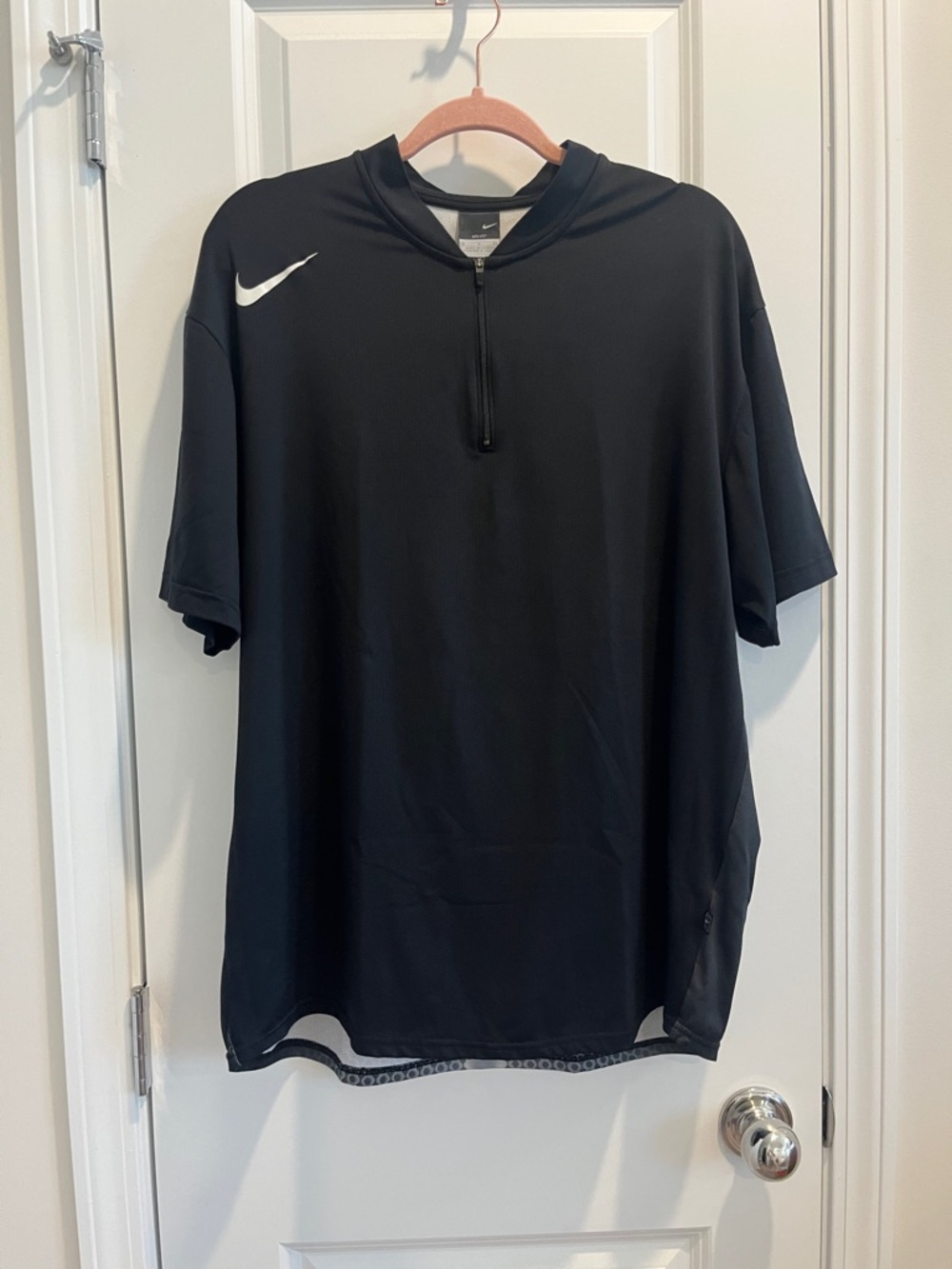 Nike Men’s Black Short-Sleeve Training Shirt - size L